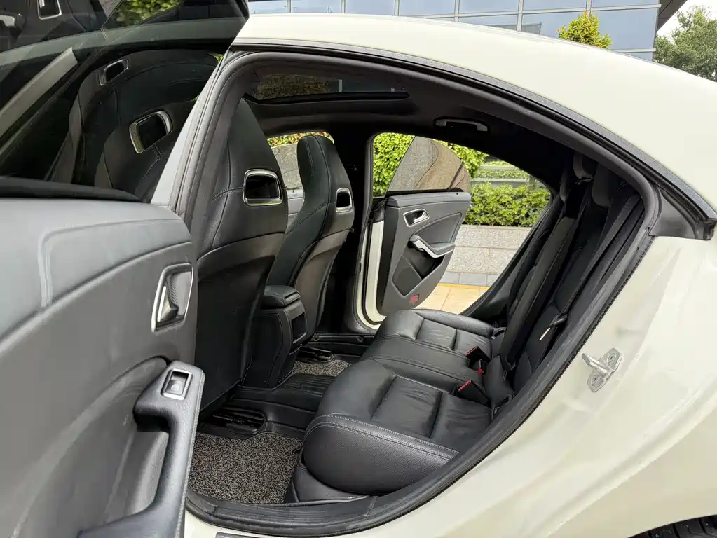 Mercedes-Benz CLA 2017 CLA 260 4MATIC