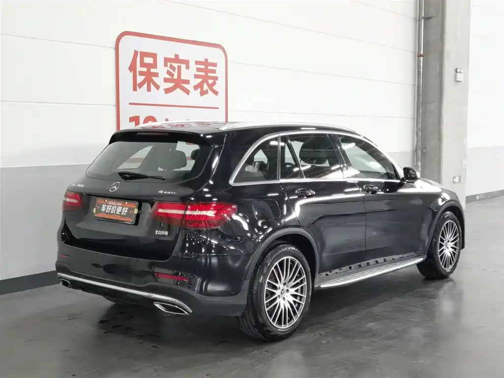Mercedes-Benz GLC 2018 GLC 260 4MATIC Luxury