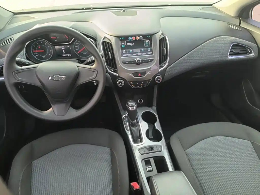 Chevrolet Cruze — миниатюра 10