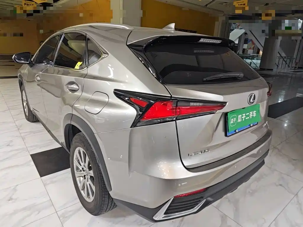 Lexus NX — миниатюра 5