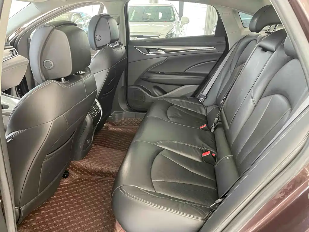 Buick LaCrosse 20T Elite Type, фото 13