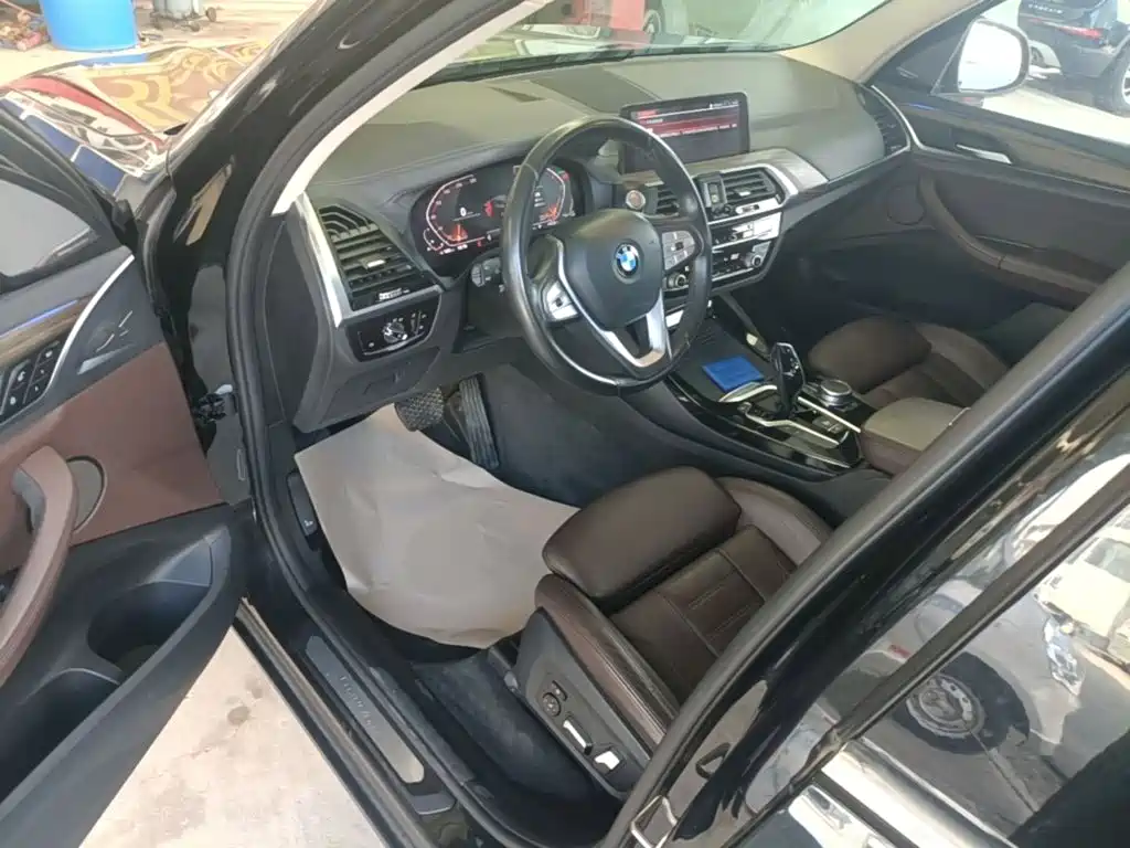 BMW X3 — миниатюра 16