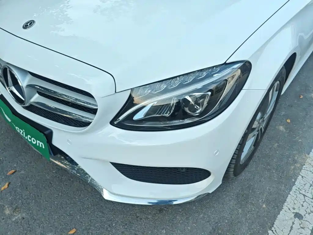 Mercedes-Benz C-Class — миниатюра 24