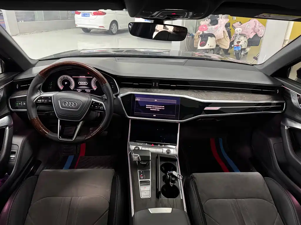 Audi A6L — миниатюра 5