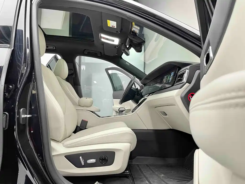 Li Auto Li ONE — миниатюра 6
