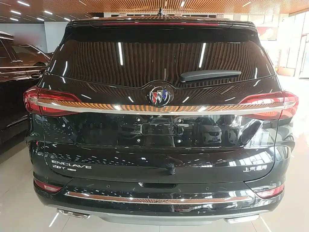 Buick Enclave — миниатюра 6