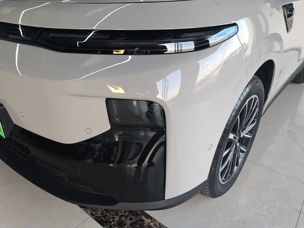 Leapmotor Leapmotor B10 — миниатюра 24