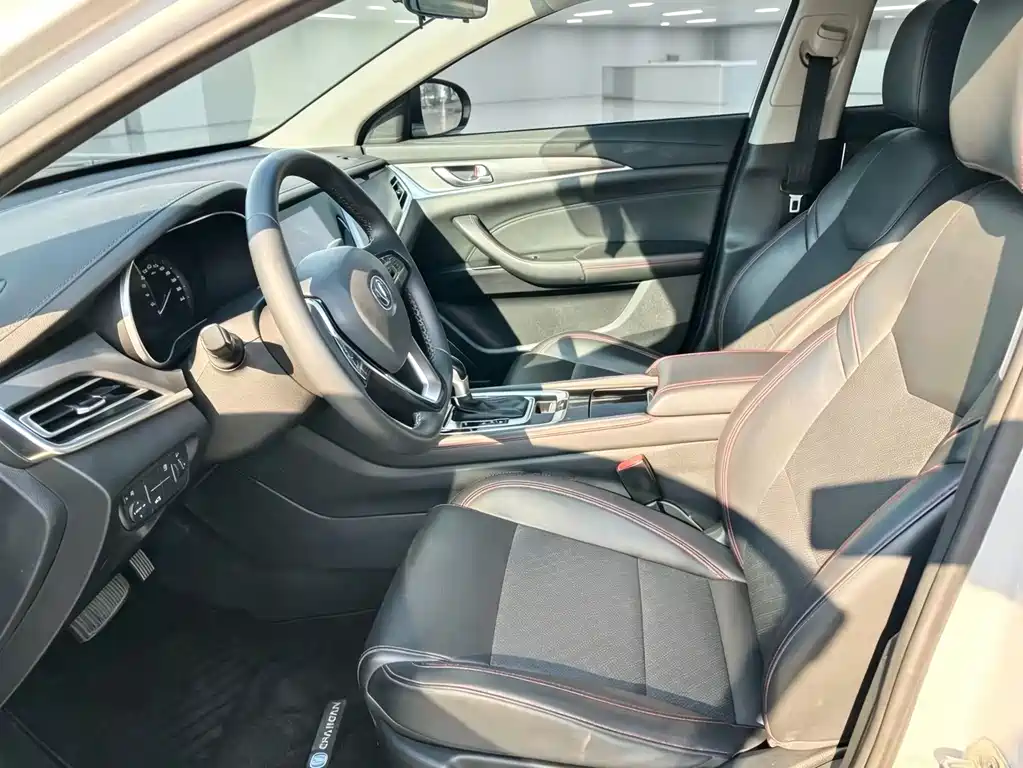 Changan Eado — миниатюра 4