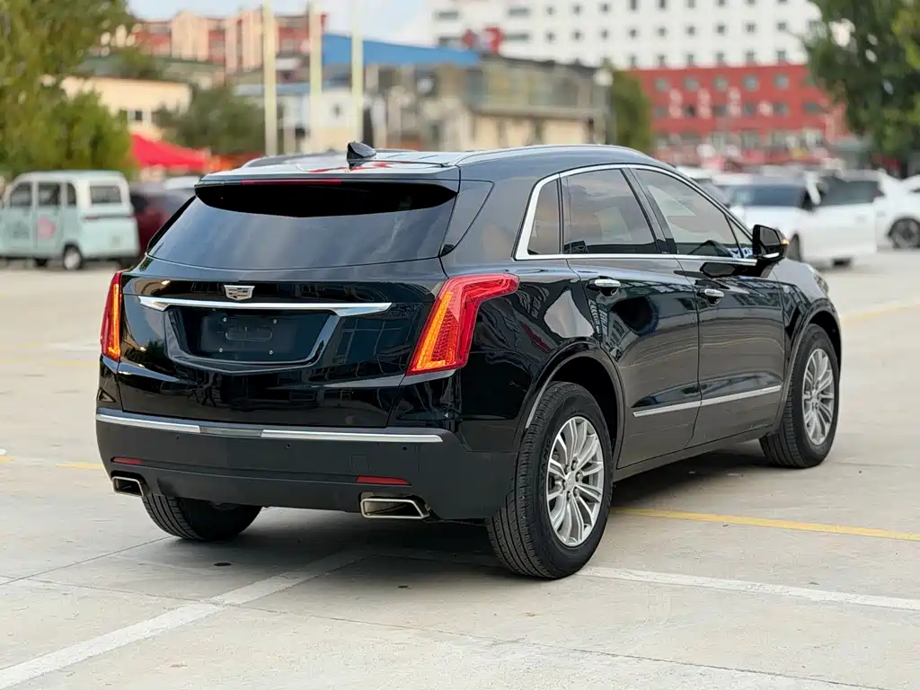 Cadillac XT5 — миниатюра 7