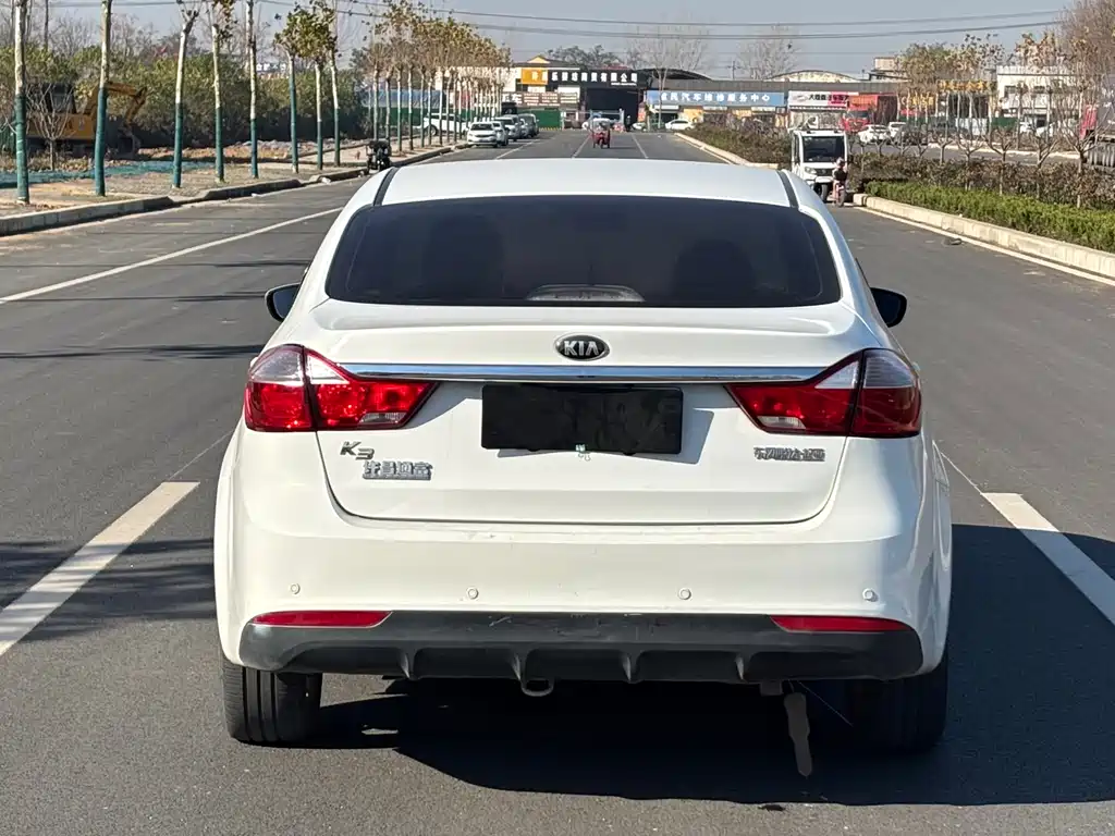 KIA K3