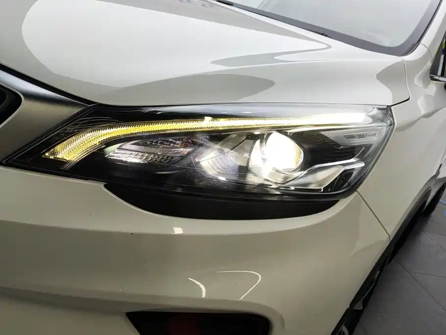 Geely Emgrand GS — миниатюра 5
