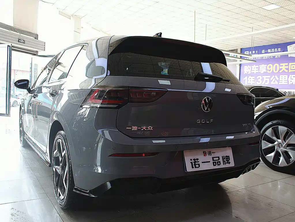Volkswagen Golf — миниатюра 13