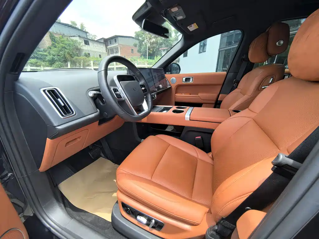 Li Auto Li L8 — миниатюра 4