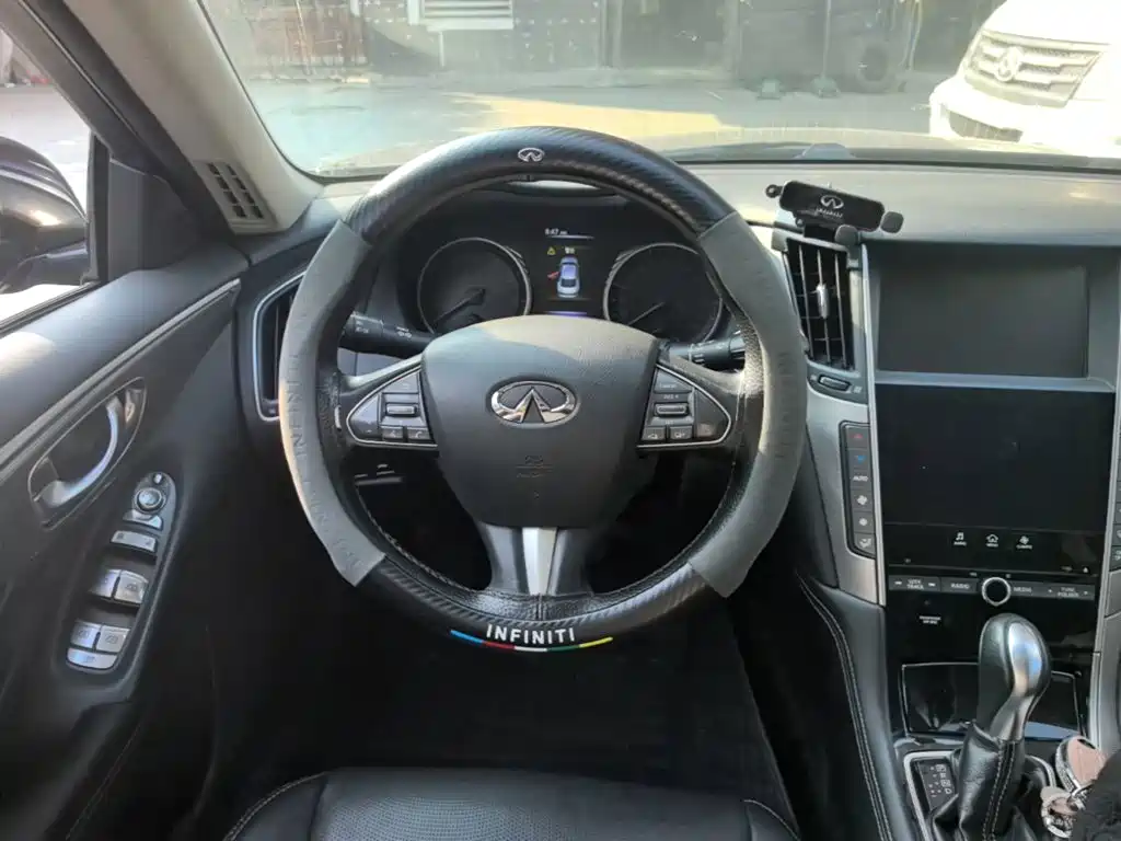 Infiniti Q50L — миниатюра 11