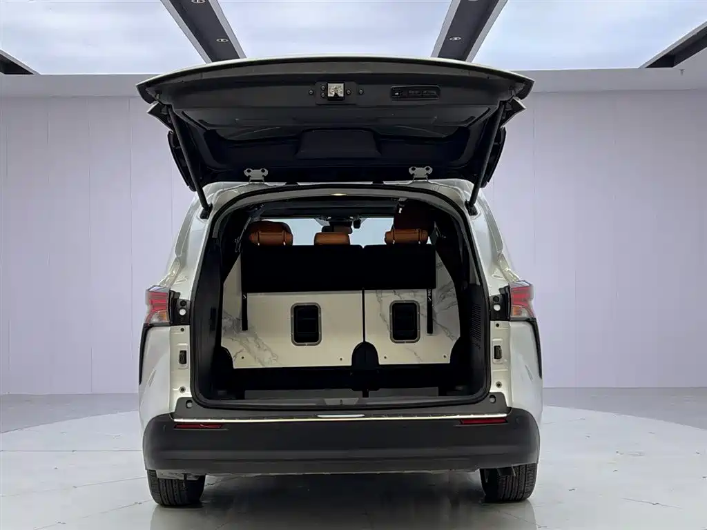 Toyota Sienna 2023 2.5L Comfort