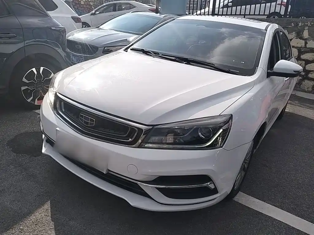 Geely Emgrand — миниатюра 2