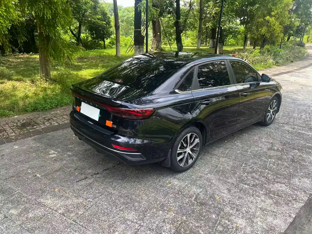 Geely Emgrand L — миниатюра 13