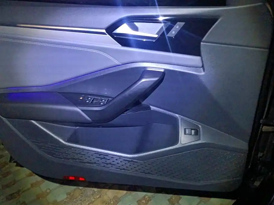 Volkswagen Sagitar 2019 280TSI DSG Comfort VI