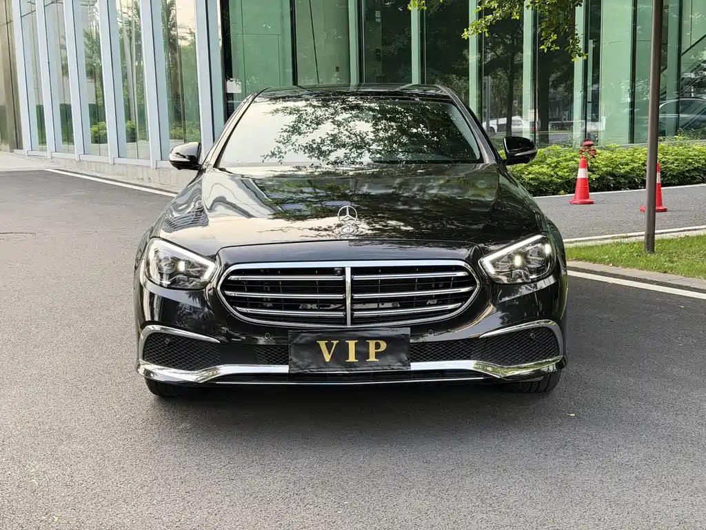 Mercedes-Benz E-Class E 2019 E 300 L Sport Fashion
