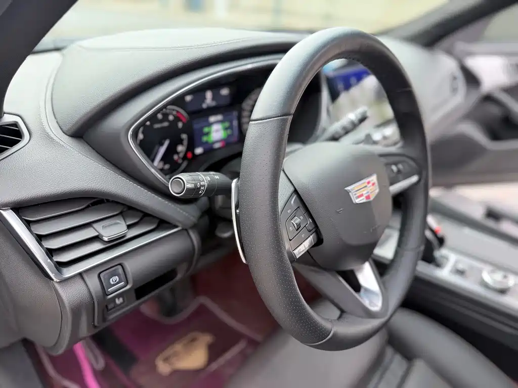 Cadillac CT5 — миниатюра 14