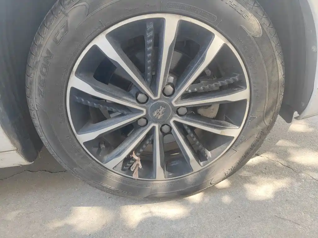 Roewe i5 — миниатюра 8