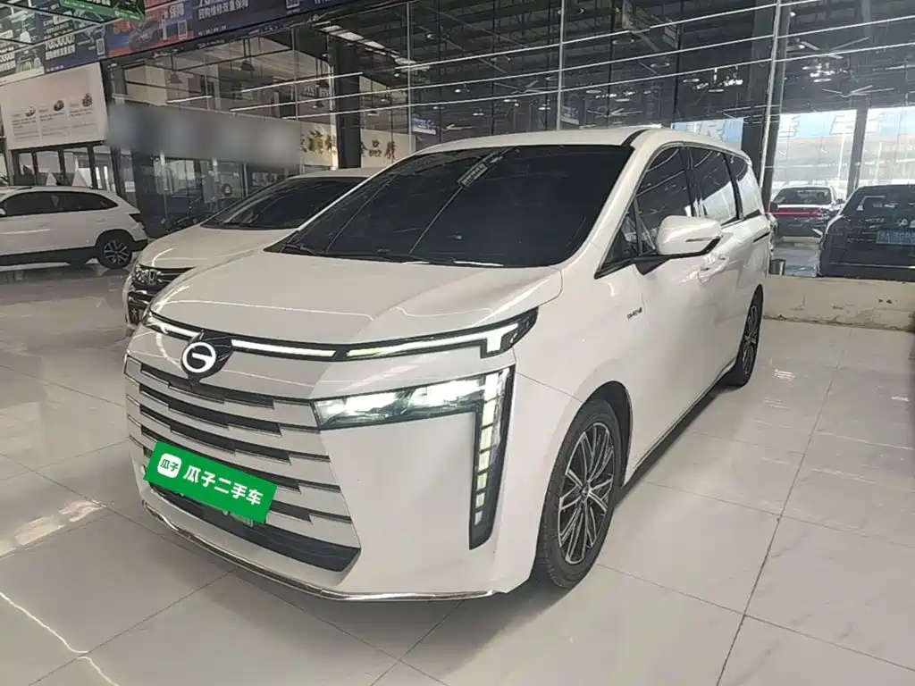 GAC Motor Trumpchi E8 PHEV — миниатюра 2