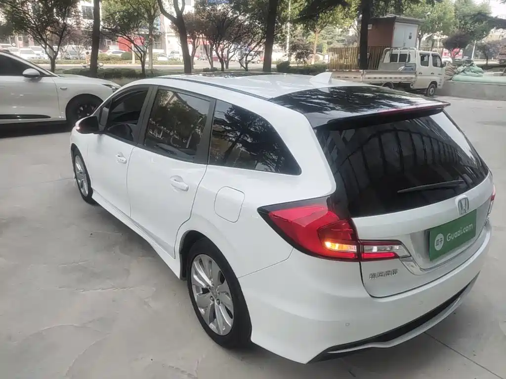 Honda Jade — миниатюра 5