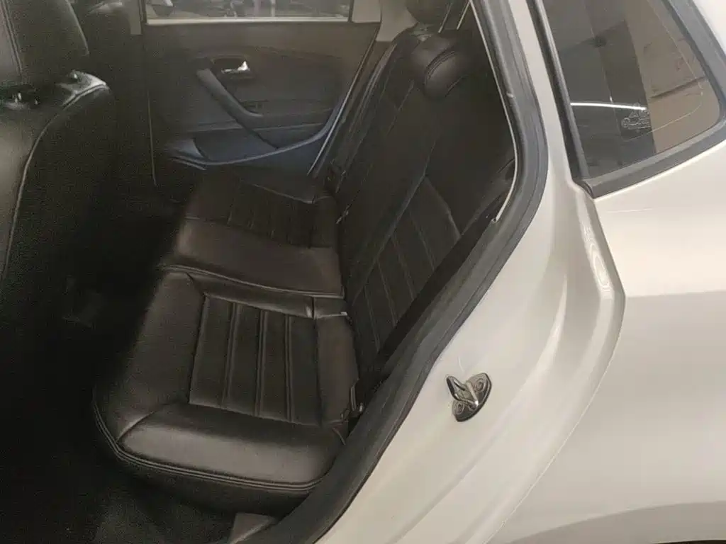 Volkswagen Polo — миниатюра 17