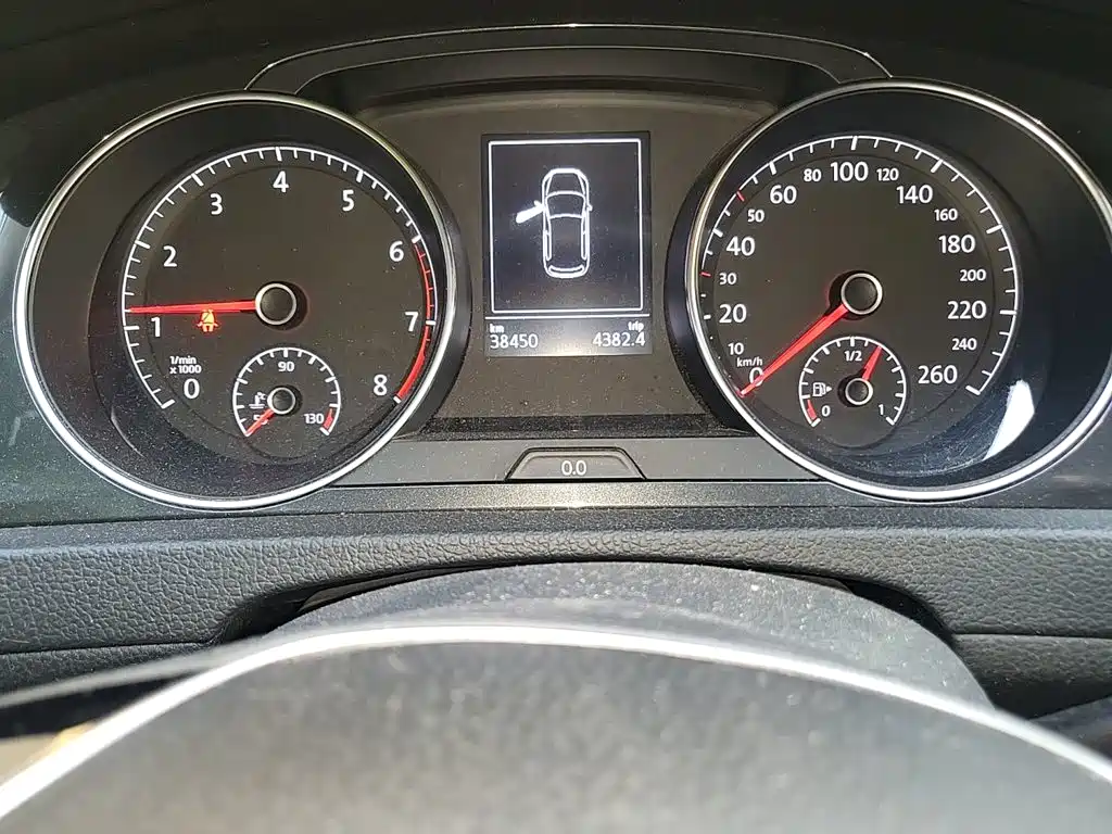 Volkswagen Golf — миниатюра 13