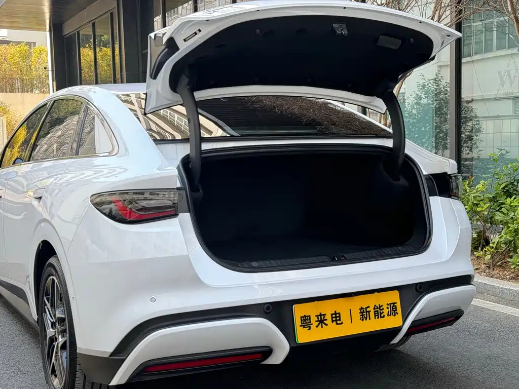 BYD SEAL 06 NEW ENERGY