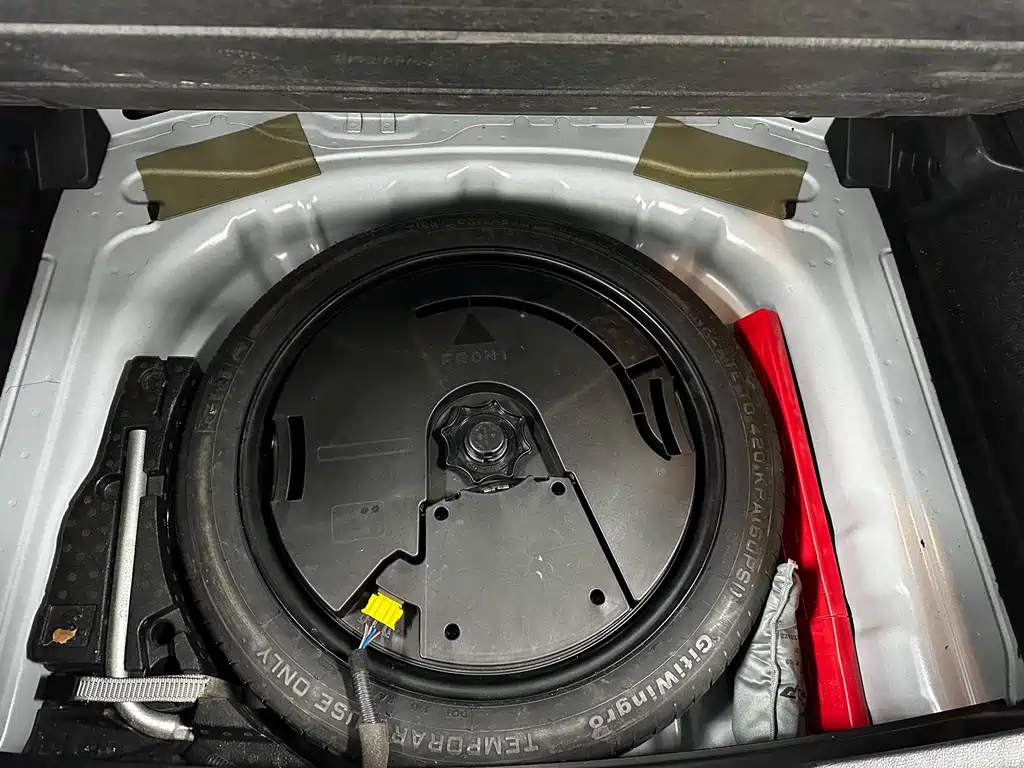 VOLKSWAGEN T ROC EXPLORING SONGS