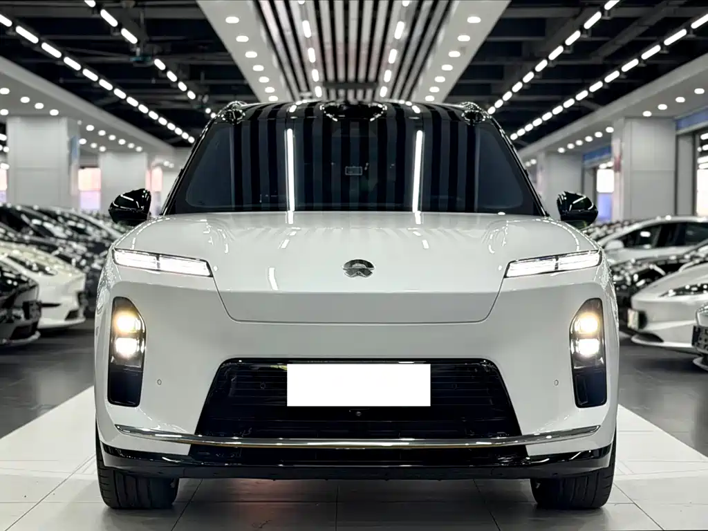 NIO ES8 — миниатюра 2