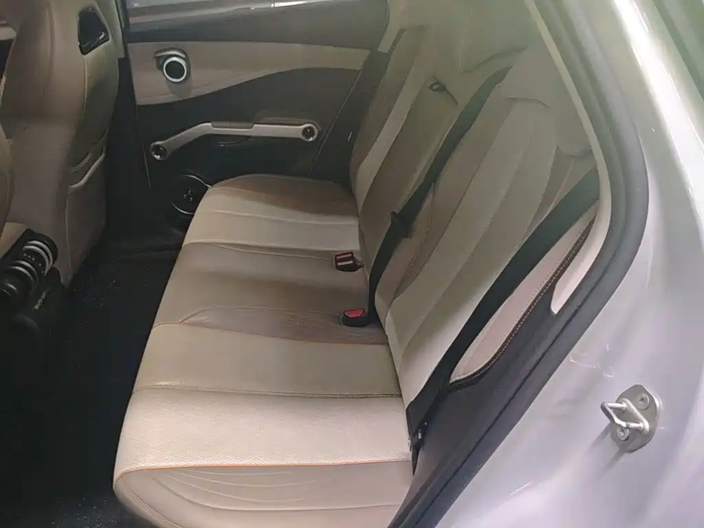 BYD Yuan Plus — миниатюра 17