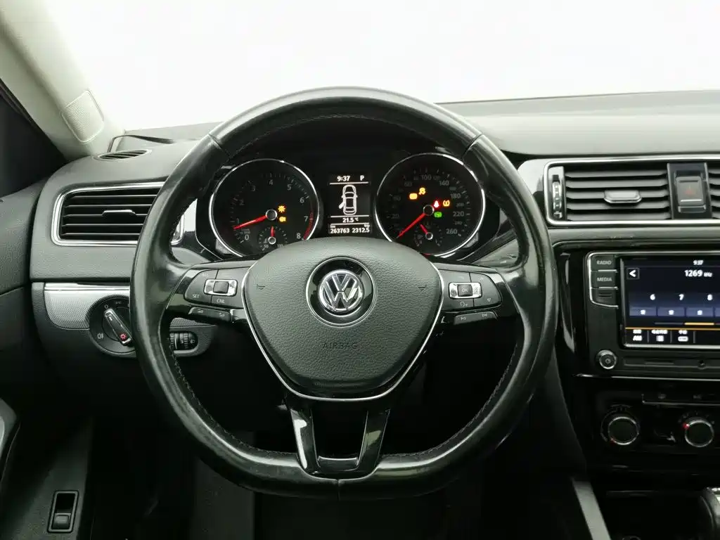 Volkswagen Sagitar — миниатюра 11