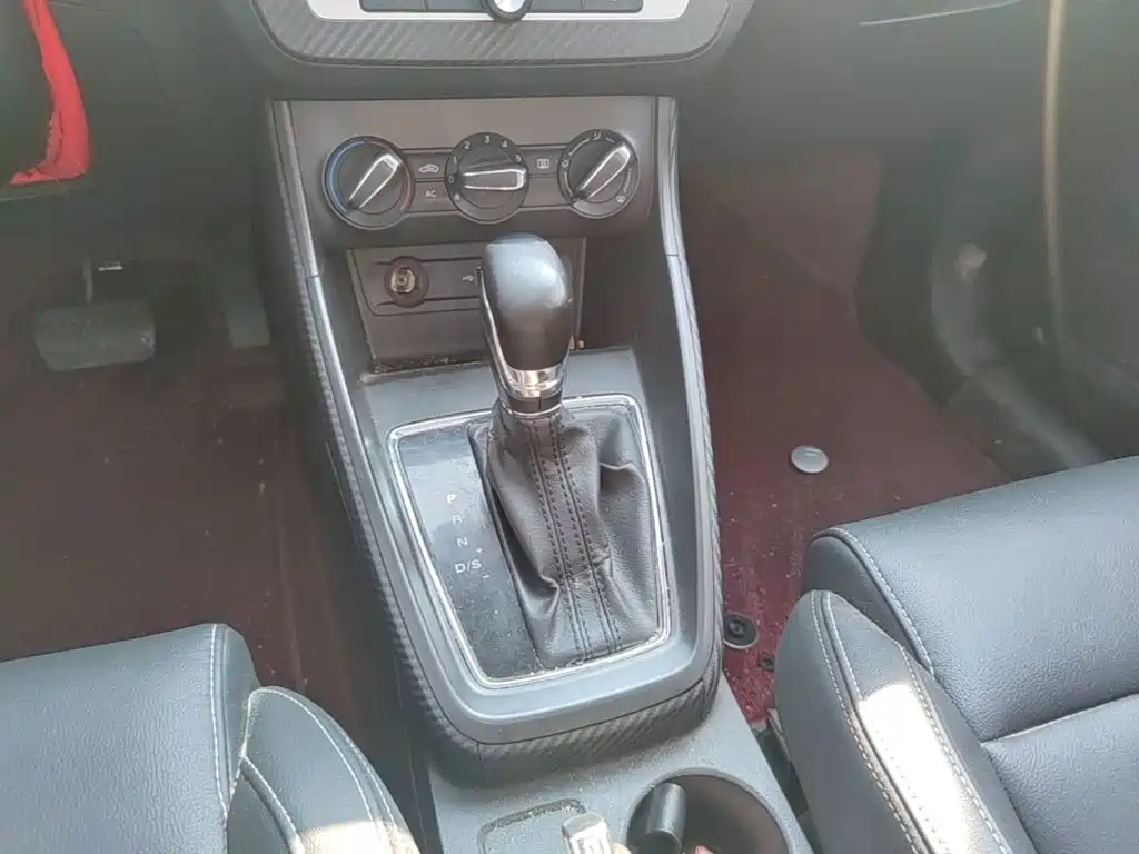 MG ZS — миниатюра 14