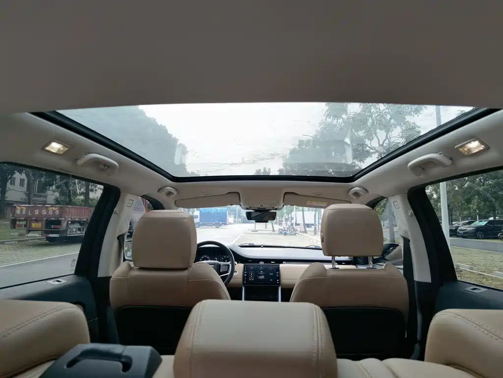 Land Rover Discovery Sport — миниатюра 21