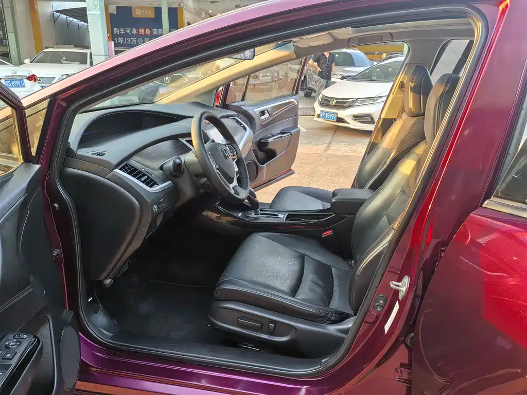 Honda Jade — миниатюра 12