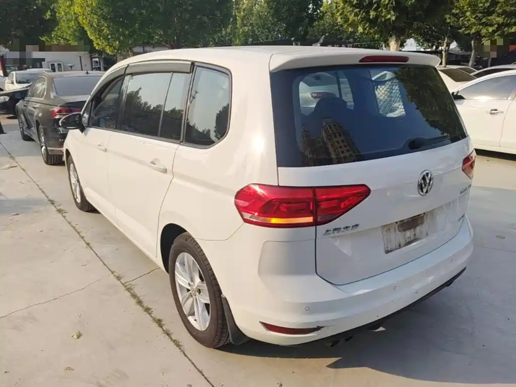 Volkswagen Touran — миниатюра 5