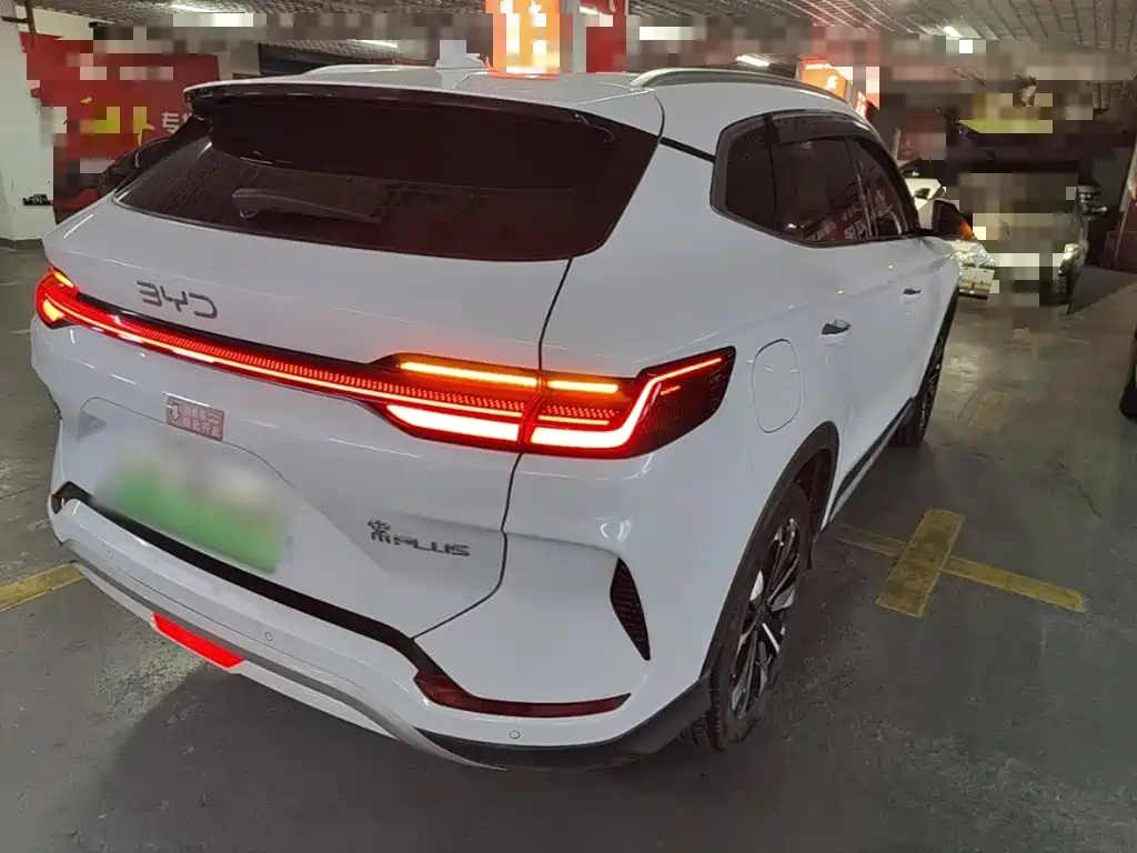 BYD PLUS New Energy — миниатюра 7