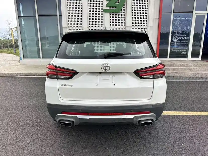 Zhonghua V7 — миниатюра 8