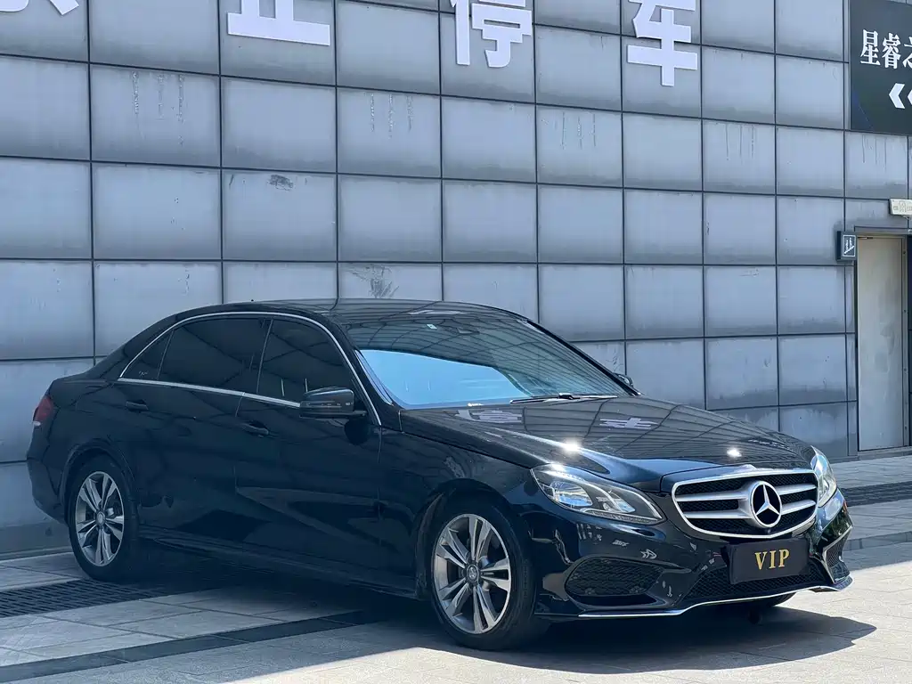 Mercedes-Benz E-Class 2015