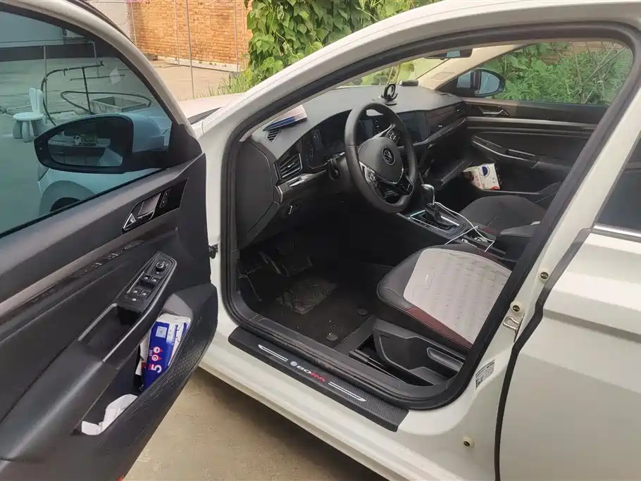 Volkswagen Bora 2021 1.5L AT Elite Smart Connect