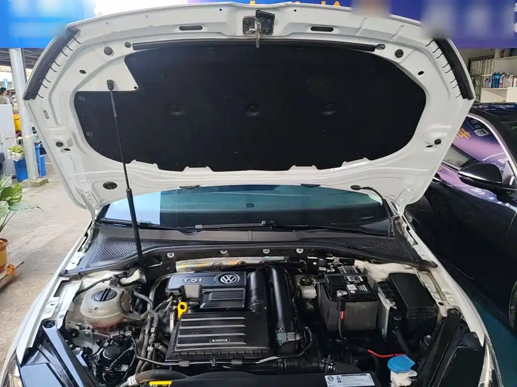 Volkswagen Golf — миниатюра 20