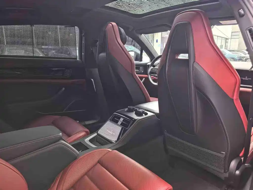 Porsche Panamera — миниатюра 8