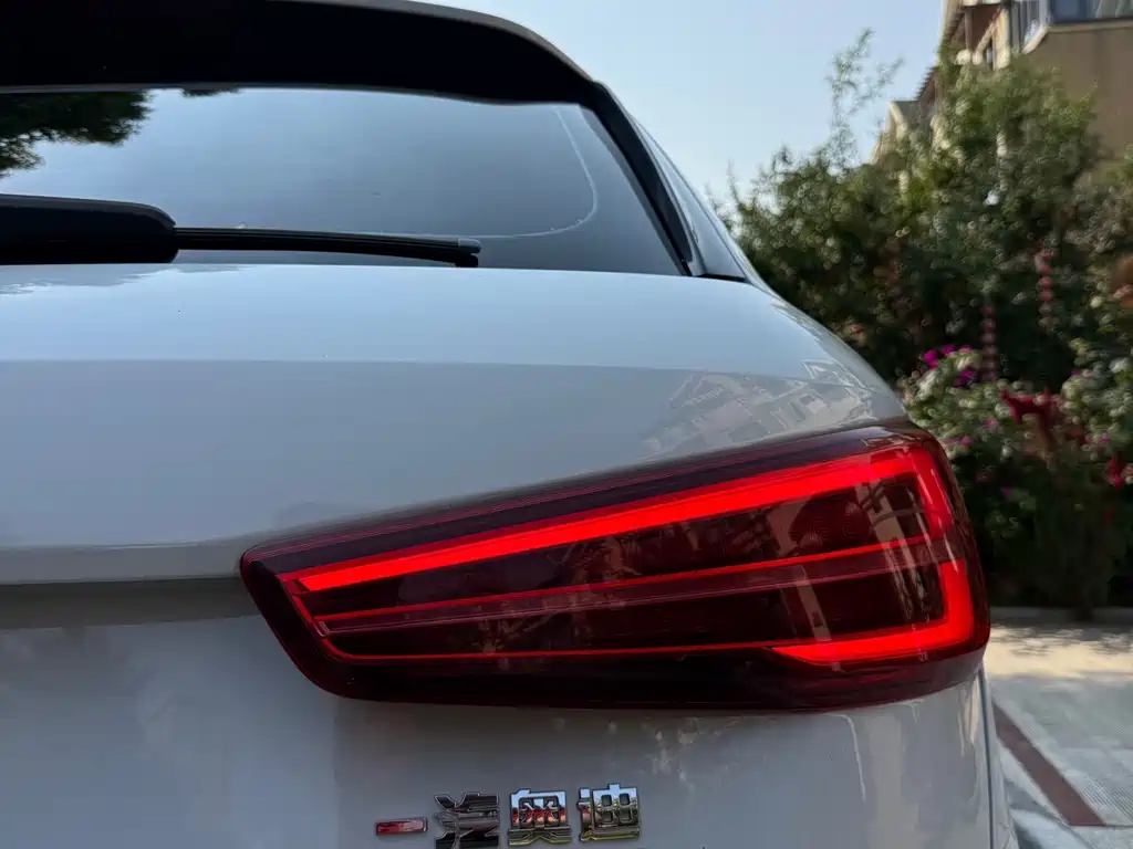 Audi Q3 — миниатюра 15