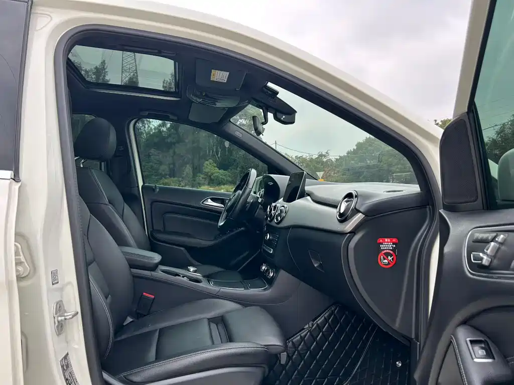 MERCEDES-BENZ B CLASS