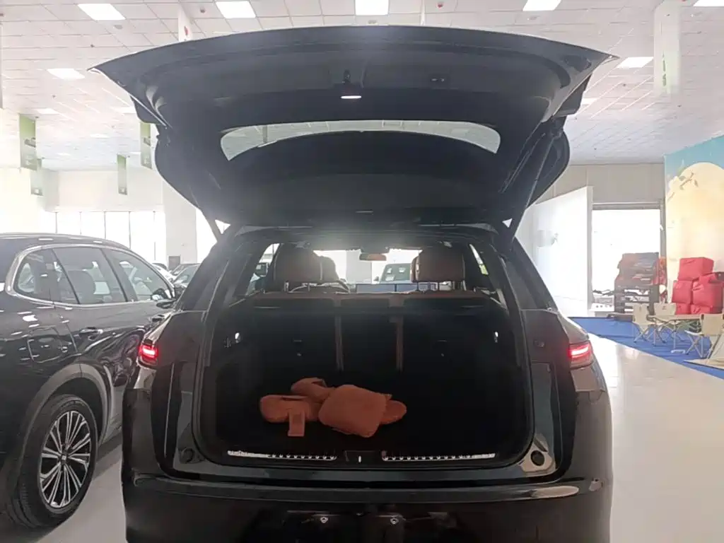 Li Auto Li L7 — миниатюра 19
