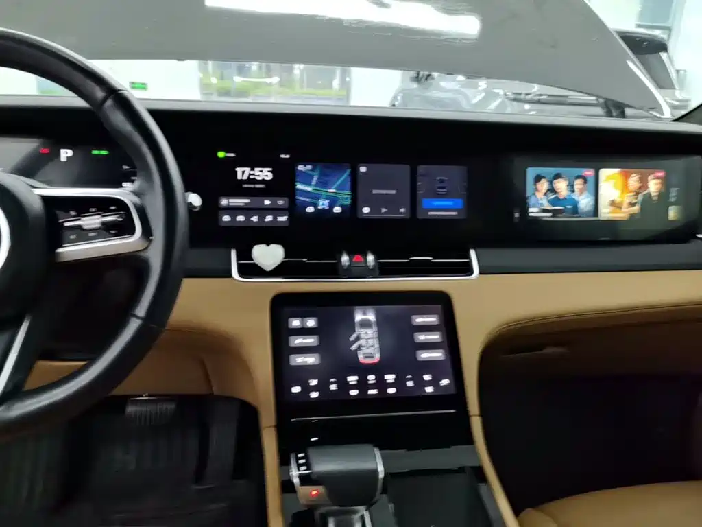 Li Auto Li ONE — миниатюра 13