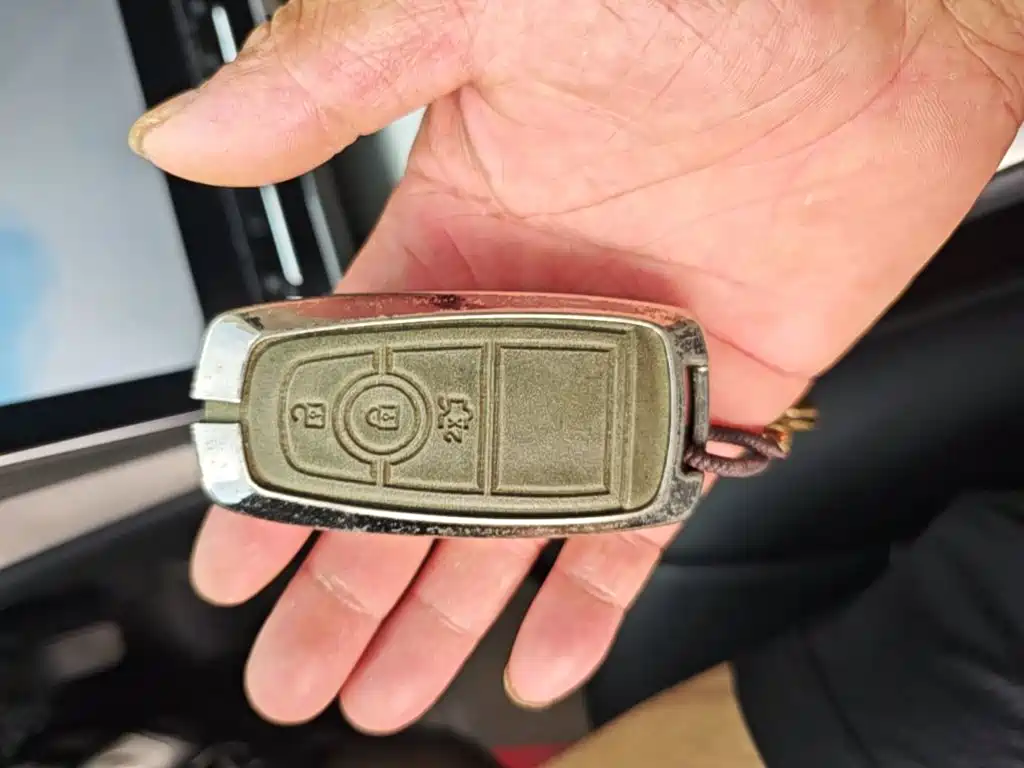 Ford Mondeo — миниатюра 9