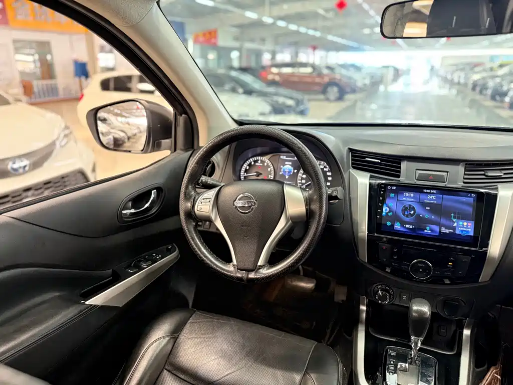 Nissan Terra — миниатюра 8